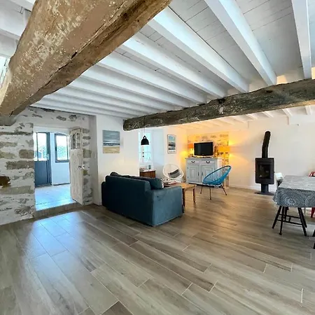 Maison Bord De ・la Cotiere・ *